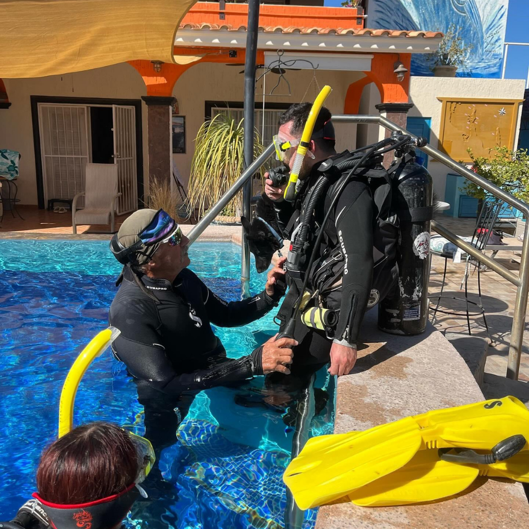 training in the diving pool with KenOutdoors