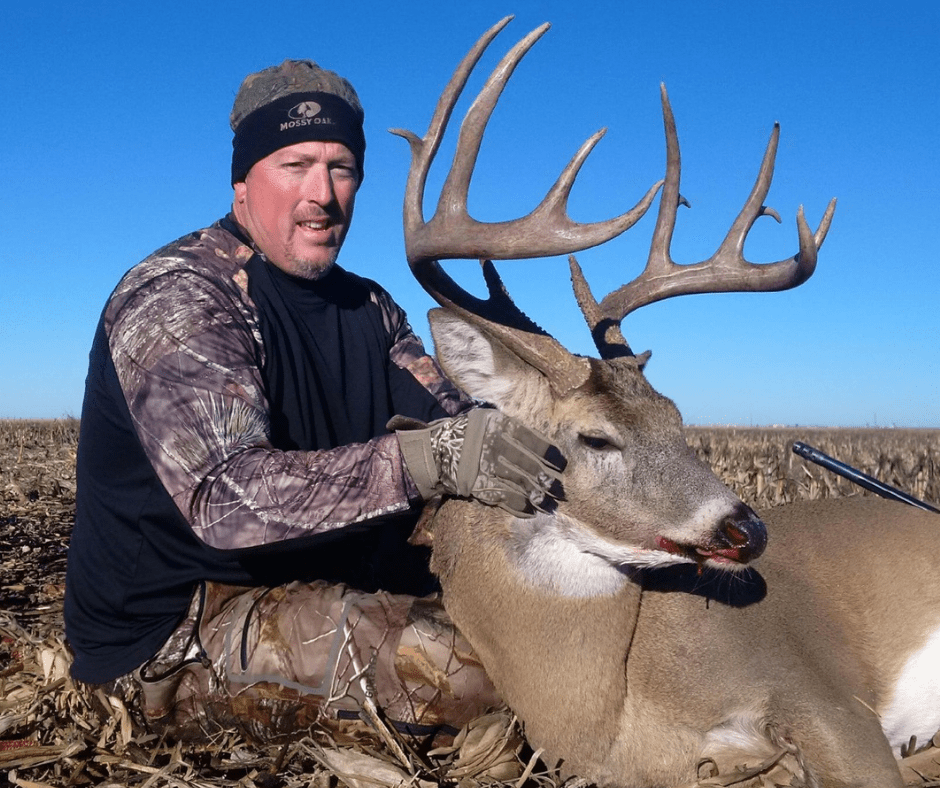 Hunt whitetail deer with KenOutdoors in the Texas Panhandle